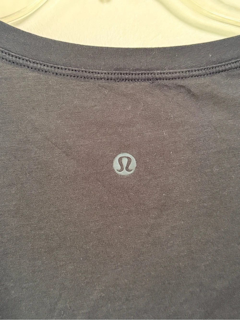 Lululemon Black Fast And Free Race Length Cropped Top, SIZE S, See Description - Picture 5 of 6